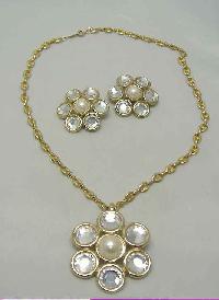 £42.00 - 80s Diamante & Pearl Flower Necklace Brooch & Earrings