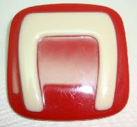 £19.00 - 1970s Unique and Contemporary Large Red and Cream Lucite Square Brooch