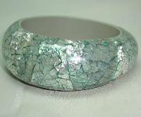 £14.00 - Vintage 50s Style Wide Chunky Mint Green MOP Bangle 