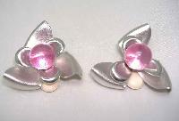 £14.00 - 1980s Large Silver & Pink Lucite Flower Clip Earrings