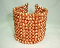 £19.00 - 1950s Stunning Wide 10 Row Gold Faux Pearl Bead Flexible Cuff Bracelet