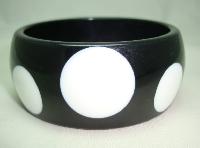 £16.00 - Quirky and Fun Chunky Wide Black and White Spot Plastic Bangle 