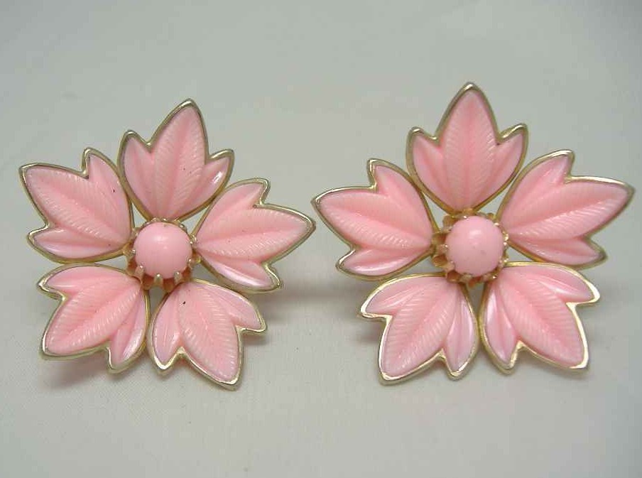 1940s Pink Lucite Earrings