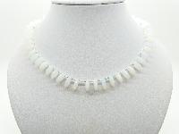 £13.00 - Vintage Redesigned 1950s White Glass Moonglow Bead Drop Necklace Pearl Clasp 45cms