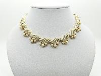 Vintage 50s Unsigned Jewelcraft Cream Enamel and Faul Pearl Goldtone Necklace 41cms Quality!s