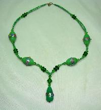 Vintage 30s Pretty Green Glass Wedding Cake Bead Dropper Necklace