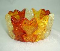 Vintage 50s Honey and Amber Confetti Sparkle Lucite Stretch Bracelet