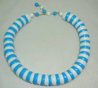 £18.00 - Vintage 60s Chunky Turquoise Blue + White Lucite Bead Collar Necklace