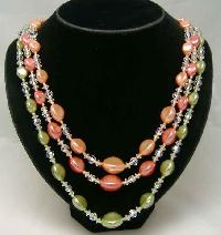 £30.00 - 1950s 3 Row Green & Coral Pearl & Crystal Bead Necklace