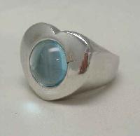 £29.00 - 1970s Fab Sterling Silver Heart Shaped Blue Topaz Ring