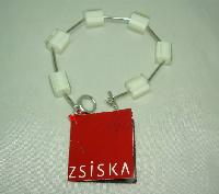 £16.00 - Signed Zsiska Designer Contemporary White Lucite Cube Link Bracelet 