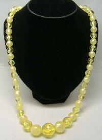 £12.00 - Vintage 50s Chunky Yellow Lucite Moonglow Bead Necklace